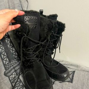 Black suede The North Face boots